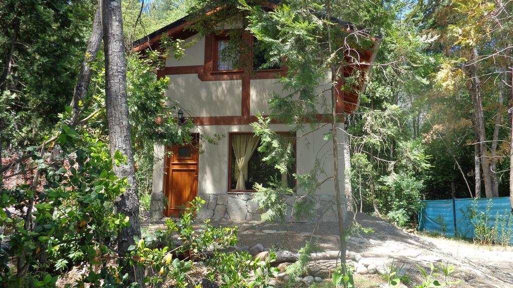 Cabana La Vertiente Lago Puelo Esterno foto
